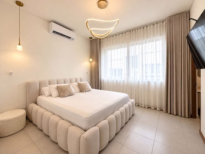ALQUILER DE CASA AMUEBLADA EN CONDOMINIO BLUE, CARIARI - Imagen 10