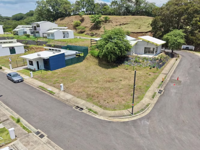 Venta de lote en Turrúcares de Alajuela 256 m² en Condominio Residencial Bosque San Miguel. - Imagen 2