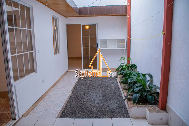 Alquiler / La Campiña, Sabanilla / 2 habitaciones / Chimenea / Patio - Imagen 12