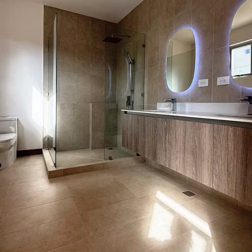 Venta o Alquiler Apartamento NUEVO Condominio Dukana, Escazú