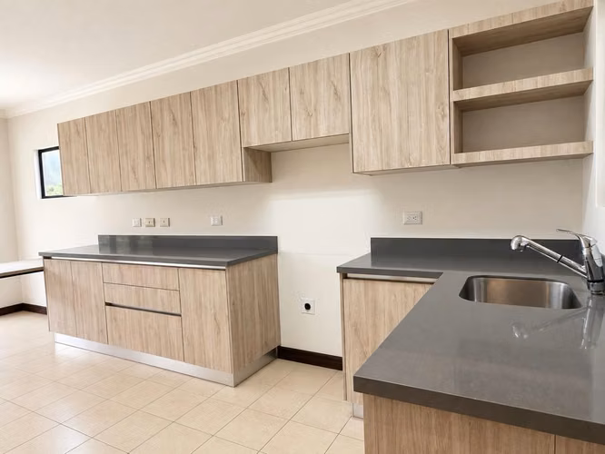 ALQUILER DE CASA EN VALLE DEL SOL, LINDORA* - Imagen 7