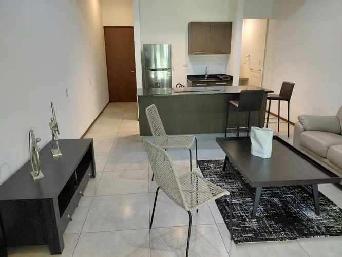 Loft tipo estudio completamente amueblado en Condominio, Santa Ana  - Imagen 2