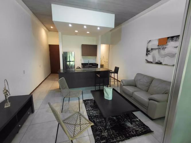 Loft tipo estudio completamente amueblado en Condominio, Santa Ana  - Imagen 3
