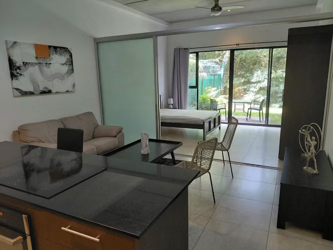 Loft tipo estudio completamente amueblado en Condominio, Santa Ana 