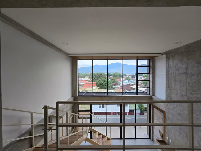 PENTHOUSE DE 2 NIVELES CON ALMPLIA TERRAZA - ROHRMOSER - Imagen 4