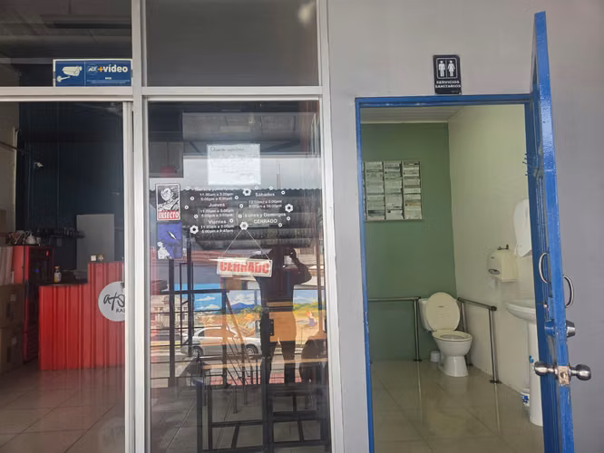 Plaza comercial en venta, San Pablo de Heredia. Excelente ubicación y potencial de rentabilidad