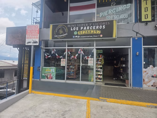 Plaza comercial en venta, San Pablo de Heredia. Excelente ubicación y potencial de rentabilidad
