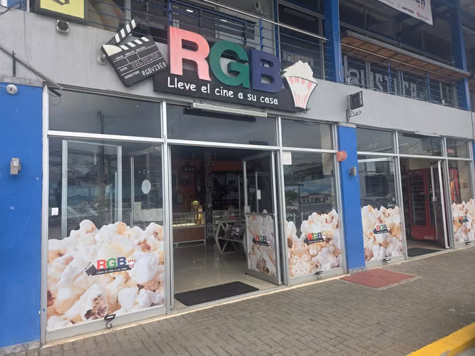 Plaza comercial en venta, San Pablo de Heredia. Excelente ubicación y potencial de rentabilidad
