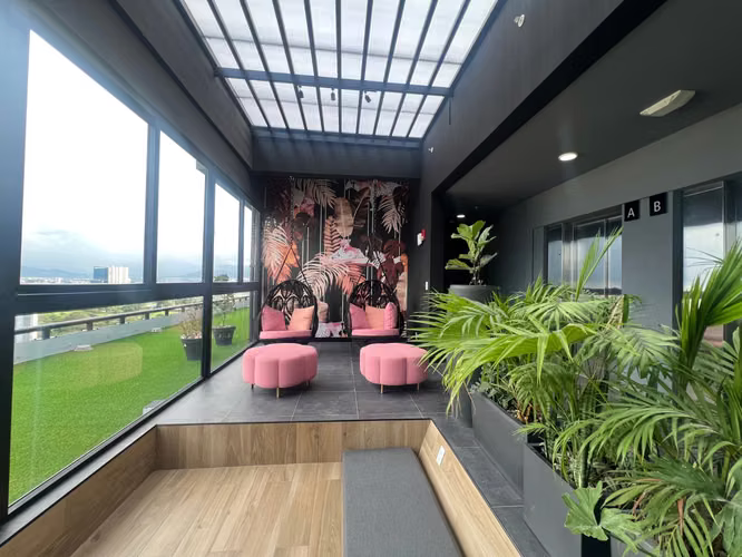 Se Alquila/Vende Apartamento Estudio con Balcón y Vista a las Montañas, en Sabana Norte. - Imagen 13
