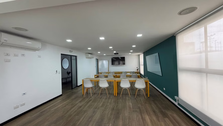 Alquiler | Sede Corporativa completamente equipada en Rohrmoser, San José - Imagen 10