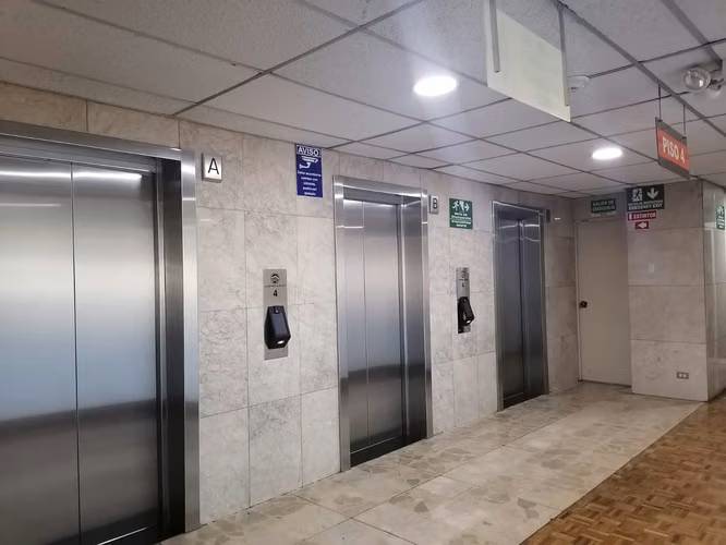 Oficinas en Paseo Colón / Haz crecer su negocio - Imagen 10