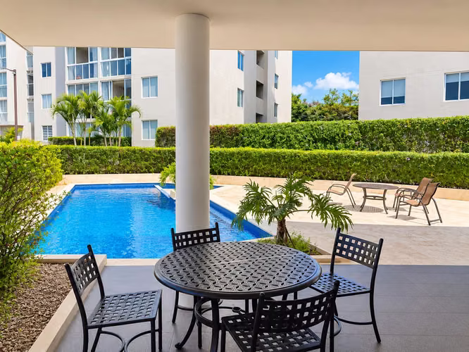 3 habitaciones + oficina | 2 baños | 2 parqueos | Piso 7 | Línea blanca - Imagen 12