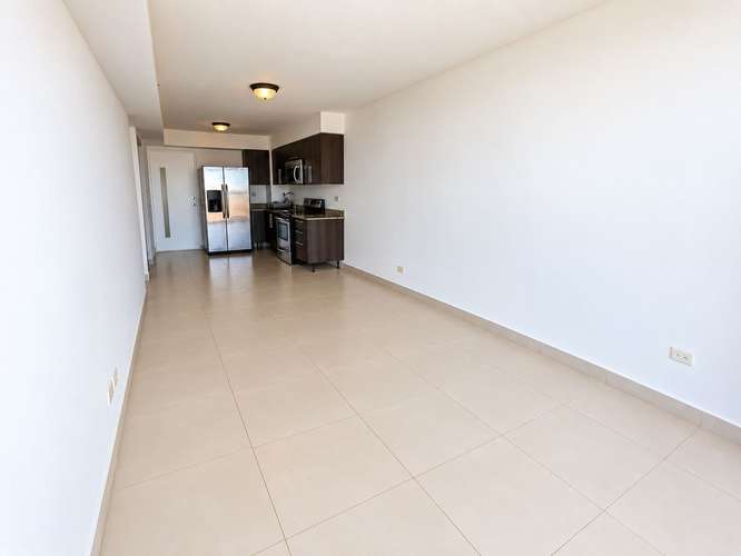 3 habitaciones + oficina | 2 baños | 2 parqueos | Piso 7 | Línea blanca - Imagen 4