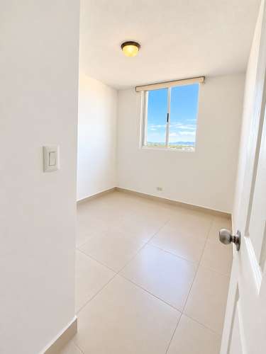 3 habitaciones + oficina | 2 baños | 2 parqueos | Piso 7 | Línea blanca - Imagen 12