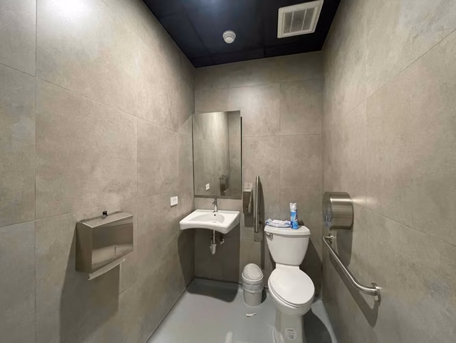 OFICINAS EN ALQUILER | PLAZA GONZÁLEZ VÍQUEZ – SAN JOSÉ - Imagen 13