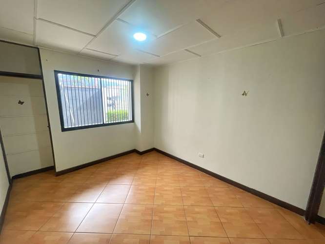 Amplia para vivienda u oficina, en Rohrmoser! P142 - Imagen 11