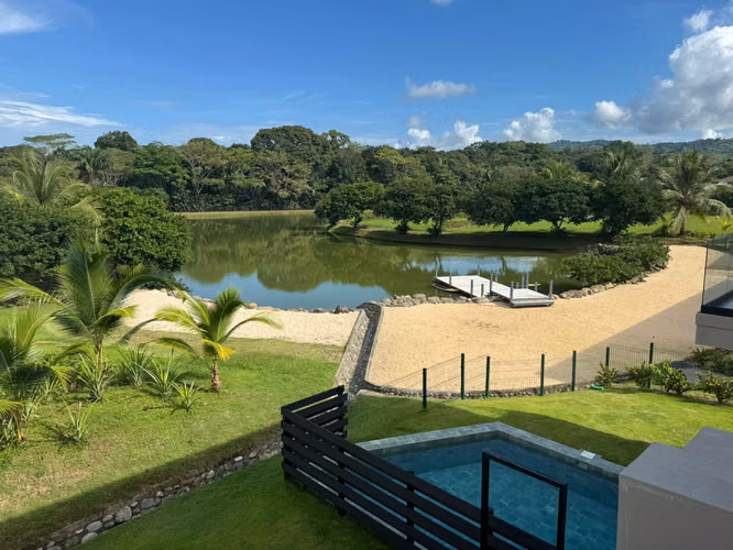 CASA EN CONDOMINIO DE LUJO FRENTE AL MAR | PLAYA HERMOSA | P641 - Imagen 2