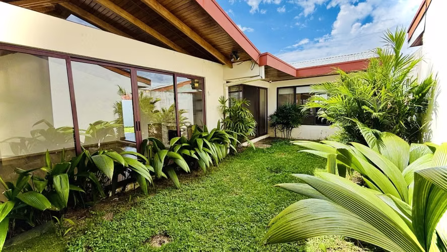 Venta Casa de una planta en Condominio en La Guaria, Moravia - Imagen 9