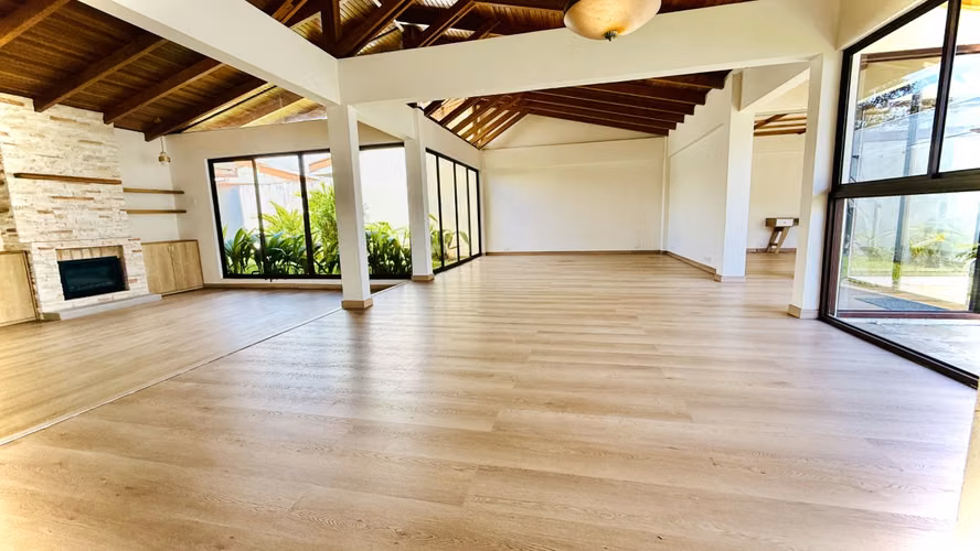 Venta Casa de una planta en Condominio en La Guaria, Moravia - Imagen 8