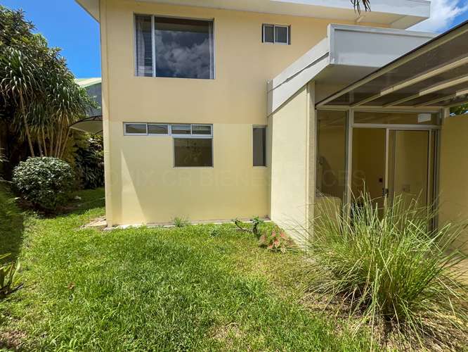 Casa en Venta 3Hab con Jardín en Condominio Sabanilla, Montes de Oca - Imagen 3