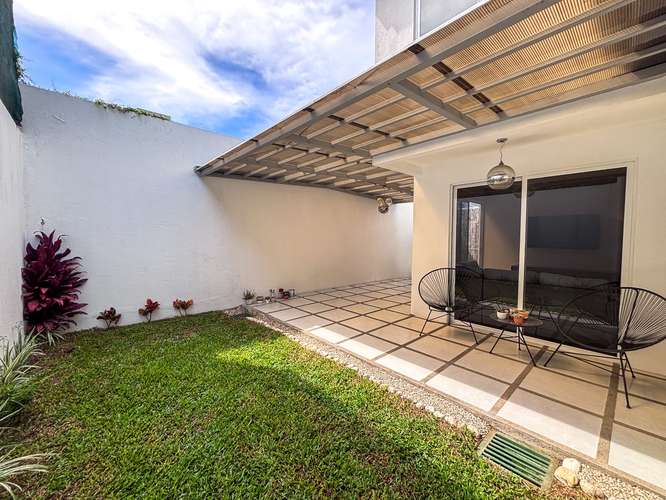 Se Vende Casa Esquinera Contemporánea en Condominio | Sabanilla, Montes de Oca - Imagen 3