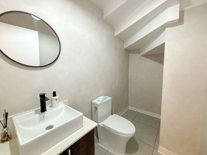 Se Vende Casa Esquinera Contemporánea en Condominio | Sabanilla, Montes de Oca - Imagen 12