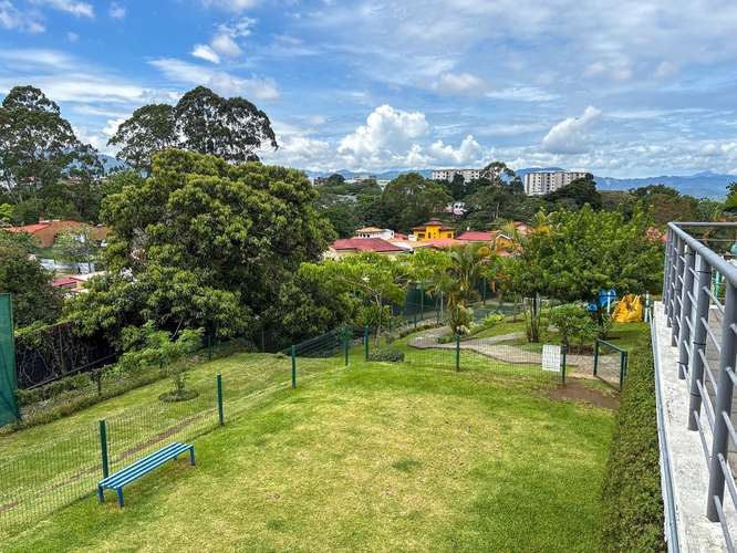 Se Vende Casa Esquinera Contemporánea en Condominio | Sabanilla, Montes de Oca - Imagen 18