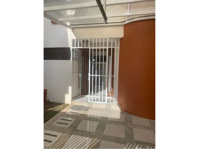 CASA FAVORITA EN VENTA EN ROHRMOSER - Imagen 6