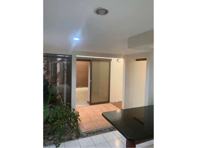 CASA FAVORITA EN VENTA EN ROHRMOSER - Imagen 18