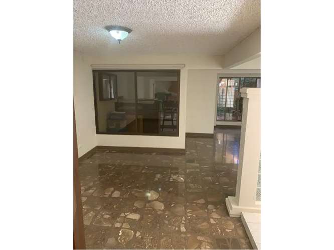 CASA FAVORITA EN VENTA EN ROHRMOSER - Imagen 10