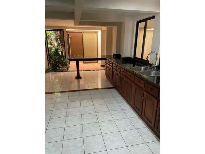 CASA FAVORITA EN VENTA EN ROHRMOSER - Imagen 12