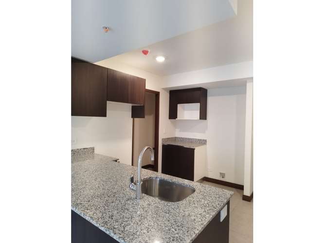 Apartamento en Torres de Heredia - Imagen 3