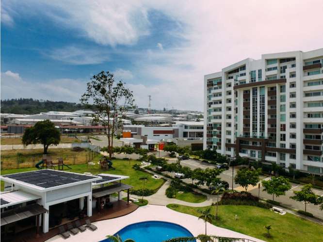 Apartamento en Torres de Heredia - Imagen 1