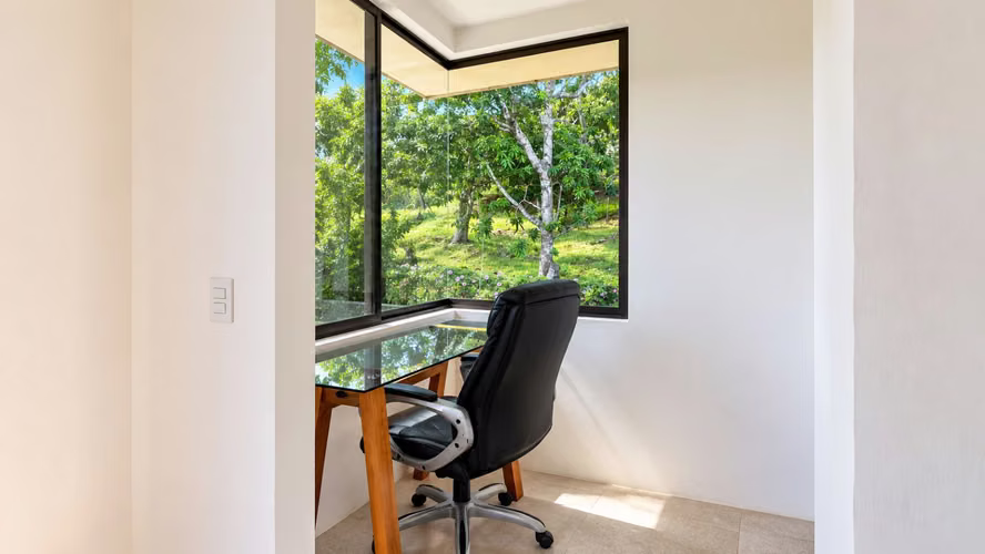 Apartamento Amueblado con Vistas Panorámicas en Ciudad Colon - Imagen 7