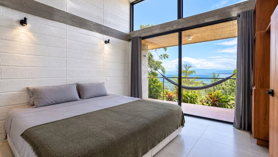 Apartamento Amueblado con Vista a las Montañas en Ciudad Colón - Imagen 11