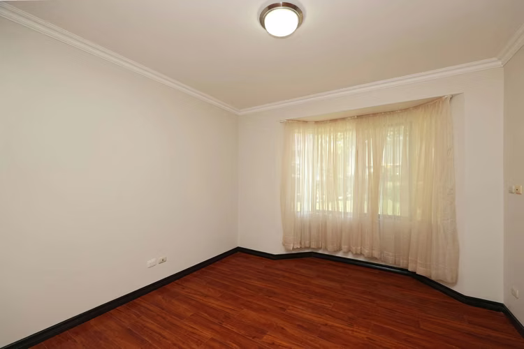 Casa de Lujo en Piedades de Santa Ana: 5 Hab + Amplio Jardín - 320 m2 - Imagen 11