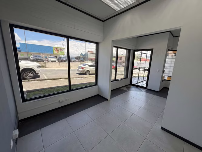¡Locales comerciales en alquiler en Cartago! - Imagen 5