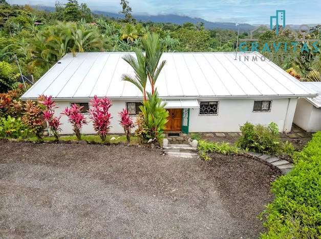Venta de casa en La Fortuna San Carlos | VISTA DIRECTA AL VOLCÁN | 2696 m2 | F 738 - Imagen 4