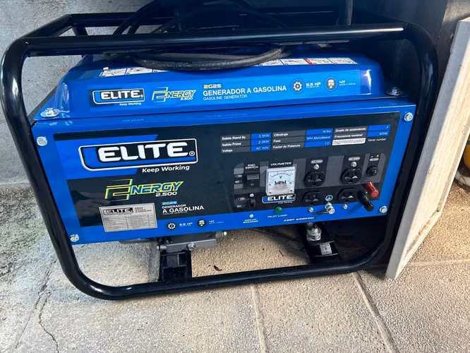 Generador Eléctrico ELITE Energy 2500W a Gasolina – 5.5 HP