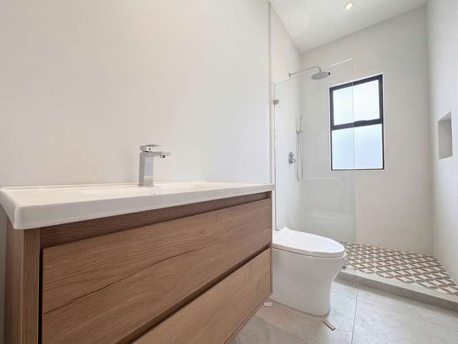 Venta de casa moderna en Condominio Terralta a Estrenar - Imagen 7