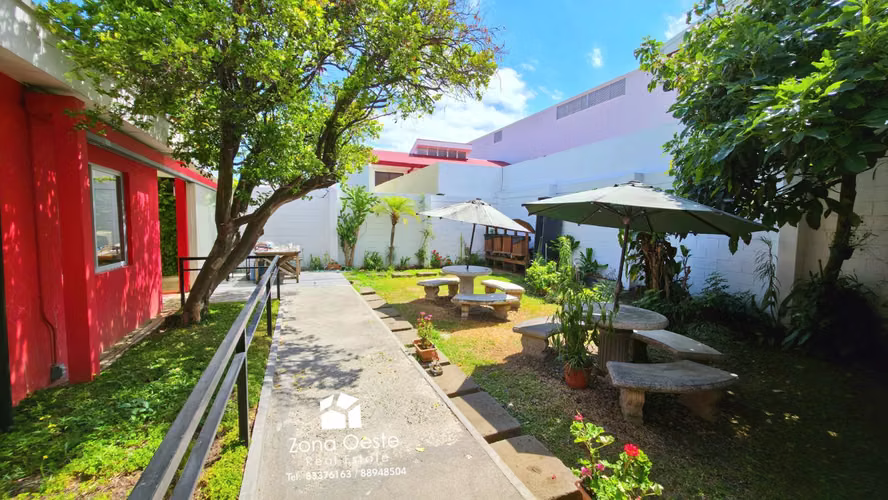Venta de  exclusiva y amplia propiedad en Nunciatura! - Imagen 5