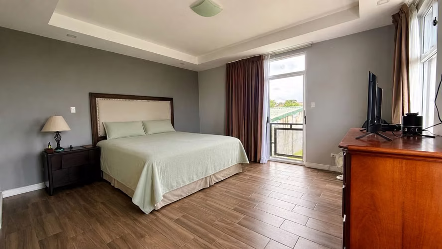 Venta Casa Independiente en San Isidro de Heredia - Imagen 14