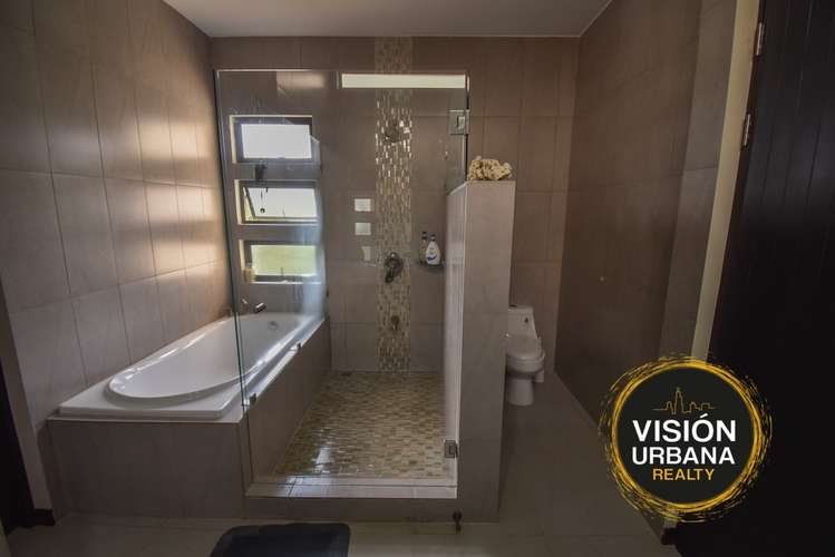 Casa de 3 Habitaciones + Oficina en Condominio Francosta - Imagen 20