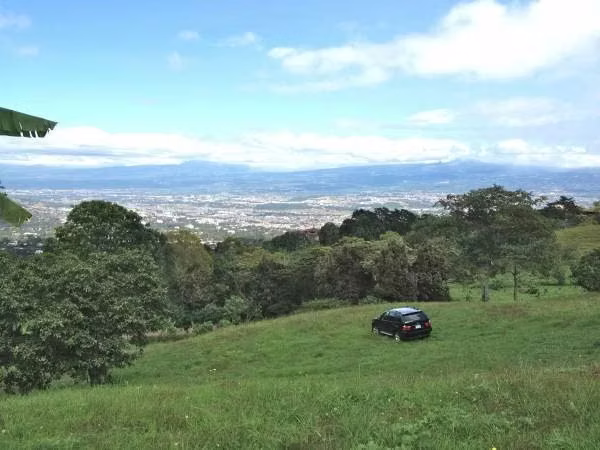 PROPIEDAD  EN SAN ANTONIO DE ESCAZÚ DE 9,208 m² VISTA AL VALLE, MONTAÑA, CON CASA PEQUEÑA, ARROYO Y NACIENTE - Imagen 11