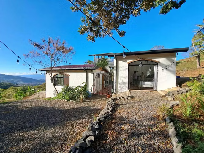 PROPIEDAD  EN SAN ANTONIO DE ESCAZÚ DE 9,208 m² VISTA AL VALLE, MONTAÑA, CON CASA PEQUEÑA, ARROYO Y NACIENTE - Imagen 4