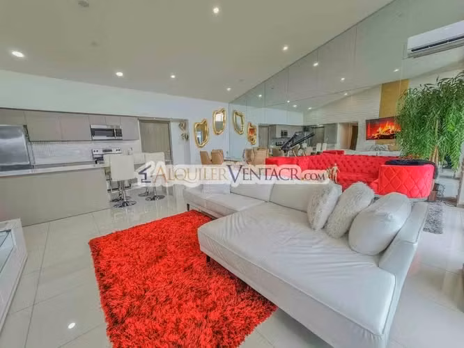 Lujoso Penthouse con vista y línea blanca en torre Paradisus Rohrmoser Pavas