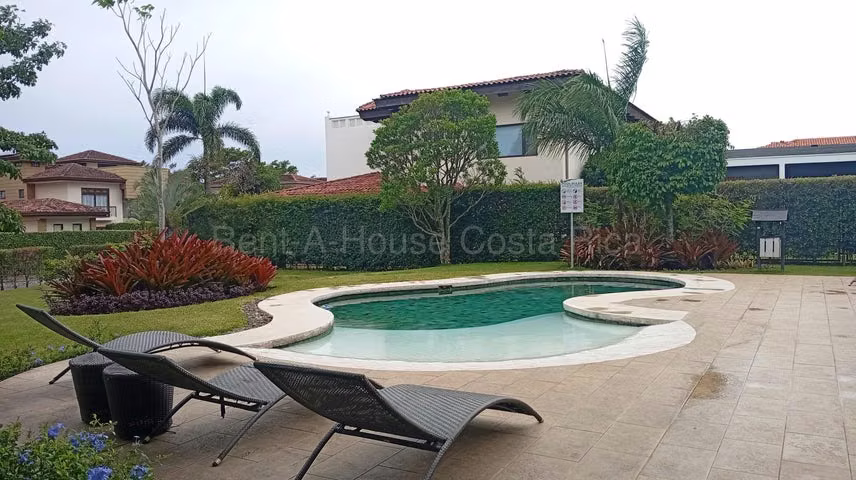 Venta de Lote en Piedades de Santa Ana. RAH 27-836 - Imagen 6