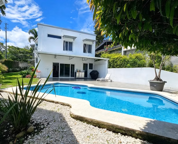 CASA EN VENTA | LAURELES, ESCAZÚ