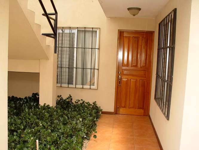 Apartamento en residencial seguro Guachipelín  420000 - Imagen 7