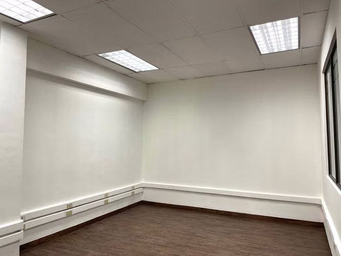 Local para Oficinas en alquiler Sabana Oeste